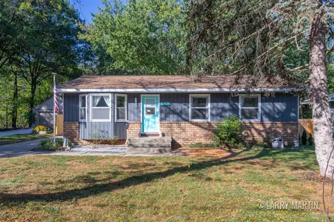 3257 Gladiola Ave SW, Wyoming, MI 49519