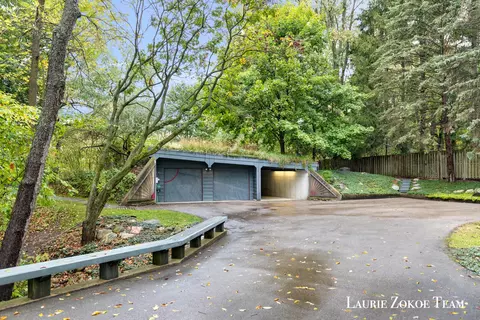 10923 2nd Ave NW, Grand Rapids, MI 49534
