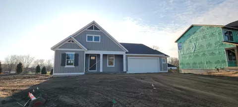 2415 Dayflower Blvd #15, Zeeland, MI 49464