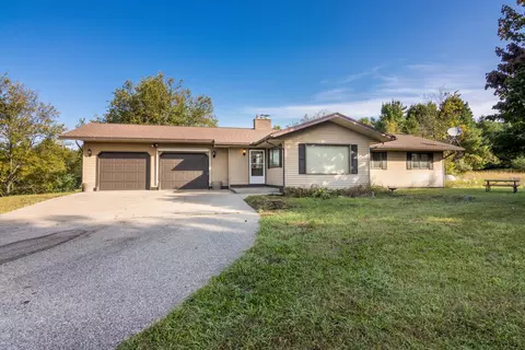 4825 Eastwood Rd, Boyne Falls, MI 49713
