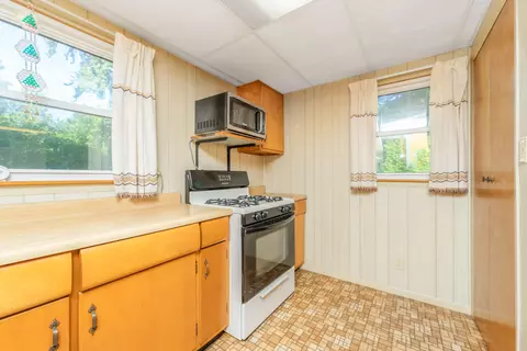 622 S Hooker Ave, Three Rivers, MI 49093 photo 10