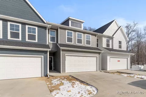 3327 Kings River St SW #46, Wyoming, MI 49418