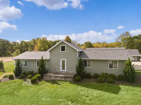 14035 Hanna Ave NE, Cedar Springs, MI 49319
