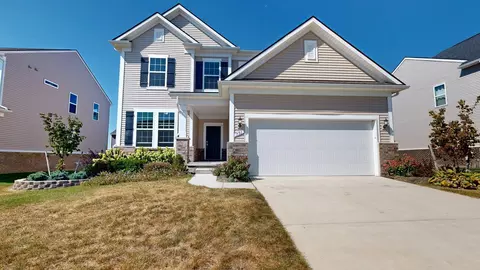 751 Haywood Dr, Saline, MI 48176
