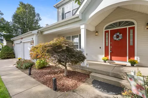4584 Golden Ridge Trl, Portage, MI 49024