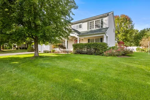 4584 Golden Ridge Trl, Portage, MI 49024