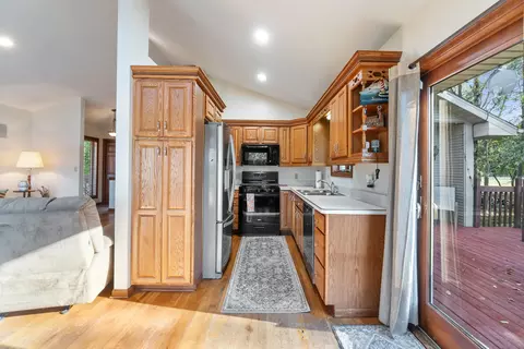 Kitchen - 11735 N Waldron Rd, Jerome, MI 49249 photo 1 of 4