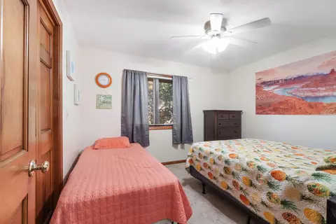 Bedroom - 11735 N Waldron Rd, Jerome, MI 49249 photo 5 of 10
