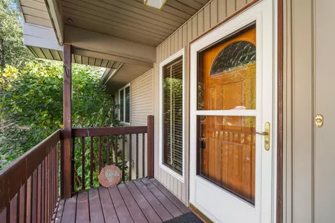 Entry Way - 11735 N Waldron Rd, Jerome, MI 49249 photo 1 of 4