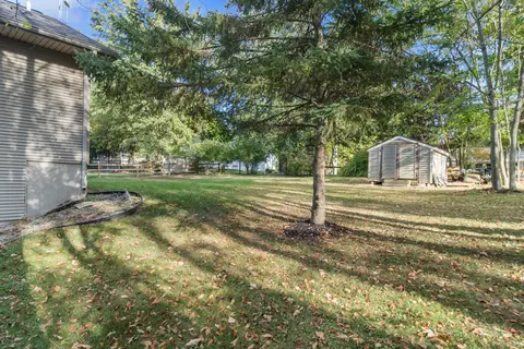 Exterior - 11735 N Waldron Rd, Jerome, MI 49249 photo 7 of 14