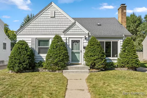 1629 Rossman Ave SE, Grand Rapids, MI 49507