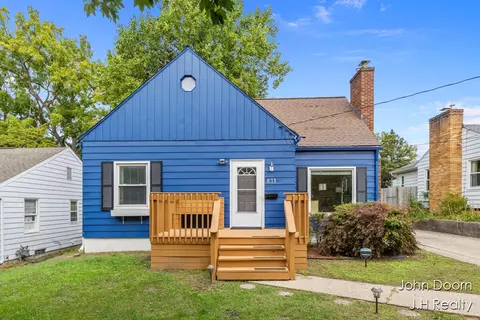 831 Everglade Dr SE, Grand Rapids, MI 49507