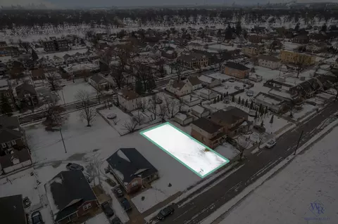 1740 Ferney St, Dearborn, MI 48120