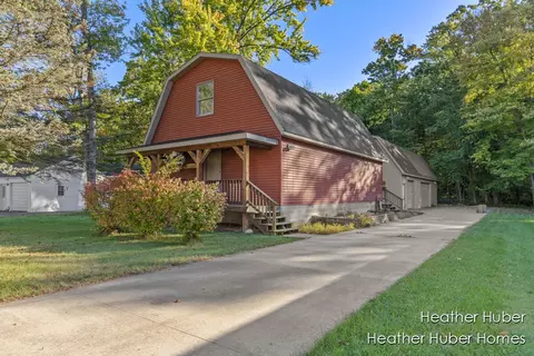 2919 Beatrice Ave, Middleville, MI 49333