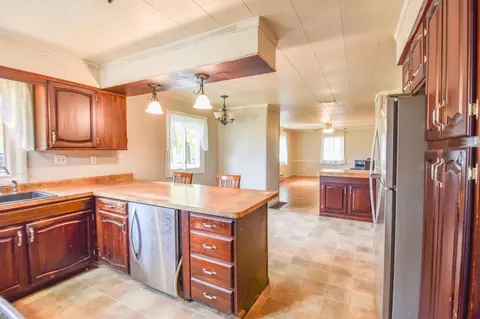 Kitchen - 4111 Blair Rd, Reading, MI 49274 photo 4 of 4