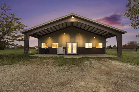 1009 W Chicago Rd, Bronson, MI 49028