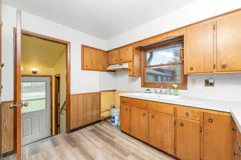 297 4th St, Plainwell, MI 49080 photo 26