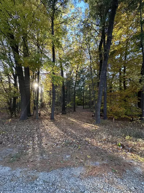 6043 Holton-duck Lake Rd, Twin Lake, MI 49457