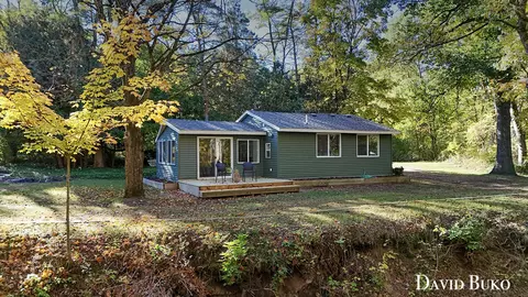 1875 11 Mile Rd NE, Comstock Park, MI 49321