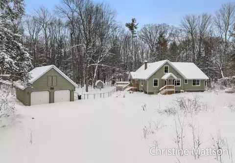 4074 W Roosevelt Rd, Montague, MI 49437