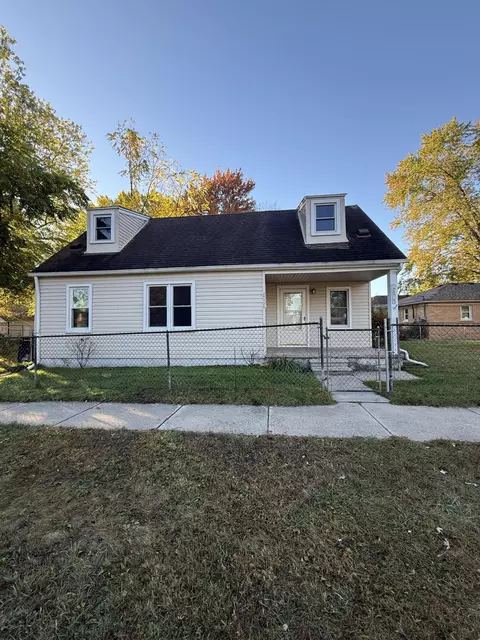 27725 Norfolk St, Livonia, MI 48152