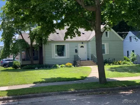 946 Nevada St SE, Grand Rapids, MI 49507