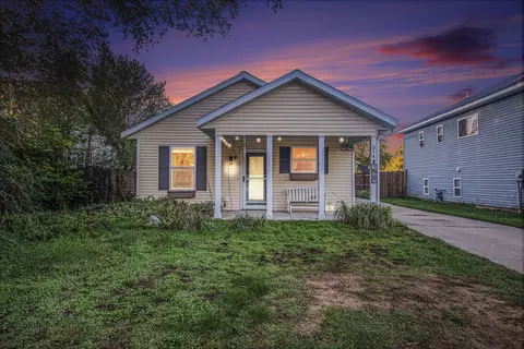 514 W 19th St, Holland, MI 49423