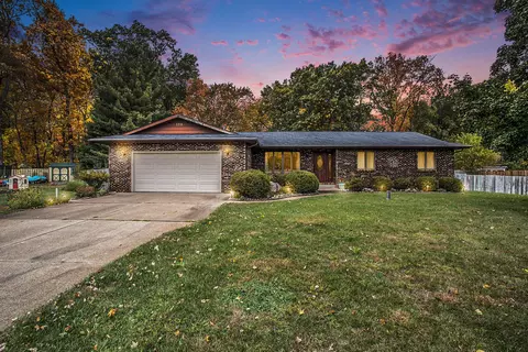 118 Moonwood Trl, Battle Creek, MI 49014