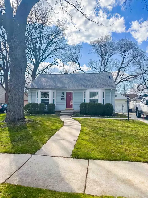 2843 Ellwood Ave, Berkley, MI 48072