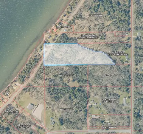 328 N 3rd St, L'anse, MI 49946