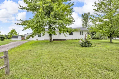 240 Catholic Church Rd, Leslie, MI 49251