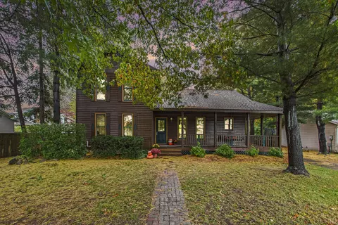 875 Ottawa Ave, Holland, MI 49423