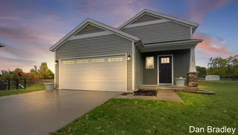 448 Tentree St, Sparta, MI 49345