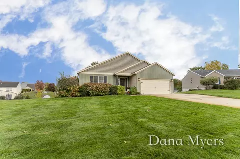 4525 Mesa Ct SE, Caledonia, MI 49316