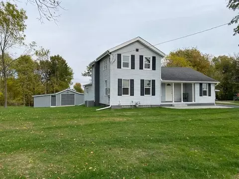 690 Upton Ave, Springfield, MI 49037