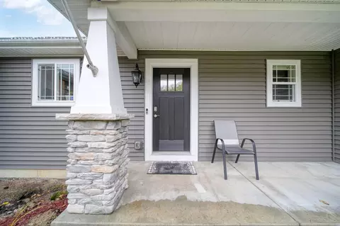 5177 Stone River Rd, Jackson, MI 49201 photo 6