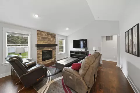 5177 Stone River Rd, Jackson, MI 49201 photo 5