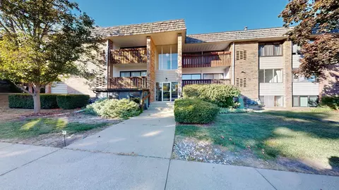 1235 S Maple Rd #101, Ann Arbor, MI 48103