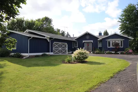 203 Baden Pl, Fremont, MI 49412