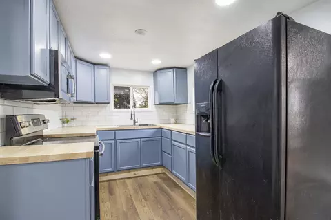 Kitchen - 730 W Mohawk Trl, White Cloud, MI 49349 photo 2 of 2