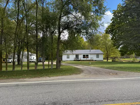 6901 S Charlton Park Rd, Hastings, MI 49058