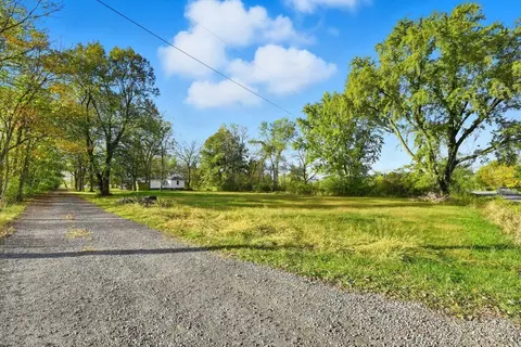 9936 E Wilson Rd, New Buffalo, MI 49117