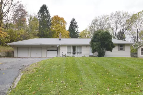 11660 E De Ave, Richland, MI 49083