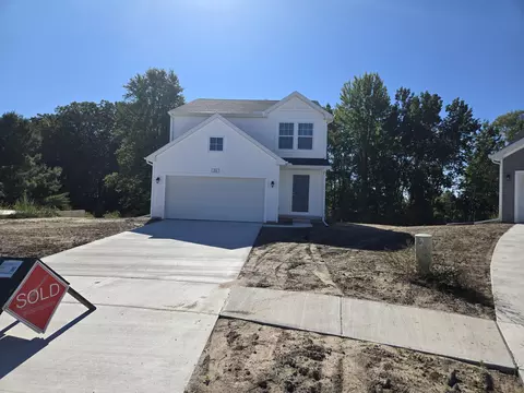 510 Hawk Wood Ct, Cedar Springs, MI 49319