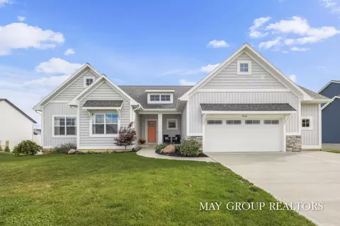 7346 Yellowstone Dr, Hudsonville, MI 49426