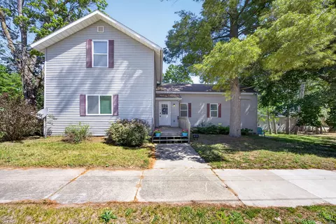 124 W Madison St, Big Rapids, MI 49307
