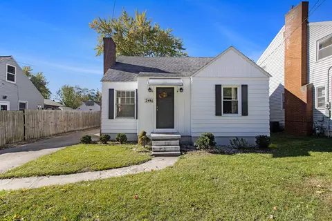 2461 Wyoming Ave SW, Wyoming, MI 49519