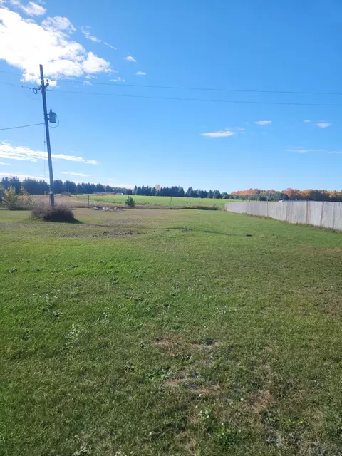 5960 S 25 Rd, Boon, MI 49618 photo 3