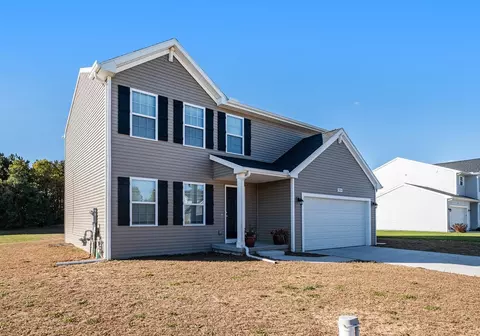 7859 Sierra Dr, Belding, MI 48809
