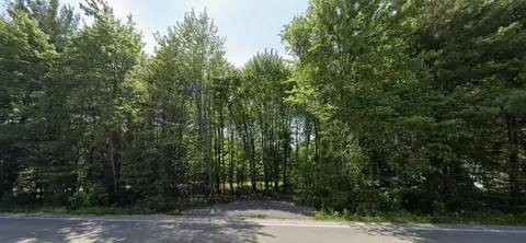 16249 148th Ave, Spring Lake, MI 49456